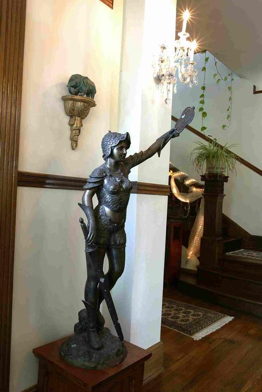 Beall Mansion An Elegant Bed & Breakfast Inn Элтон Интерьер фото