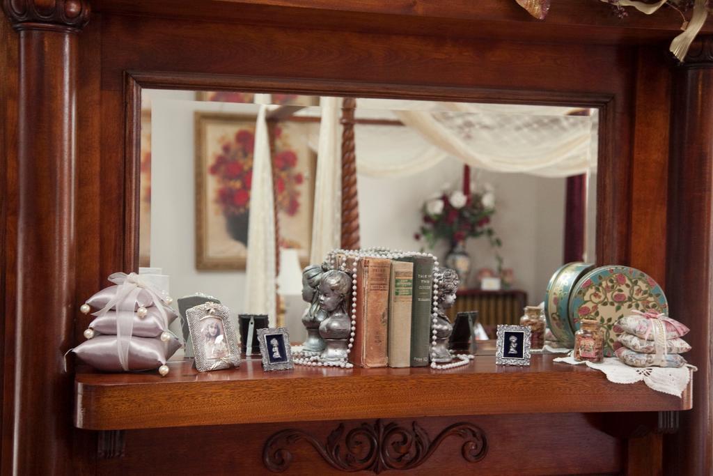 Beall Mansion An Elegant Bed & Breakfast Inn Элтон Экстерьер фото