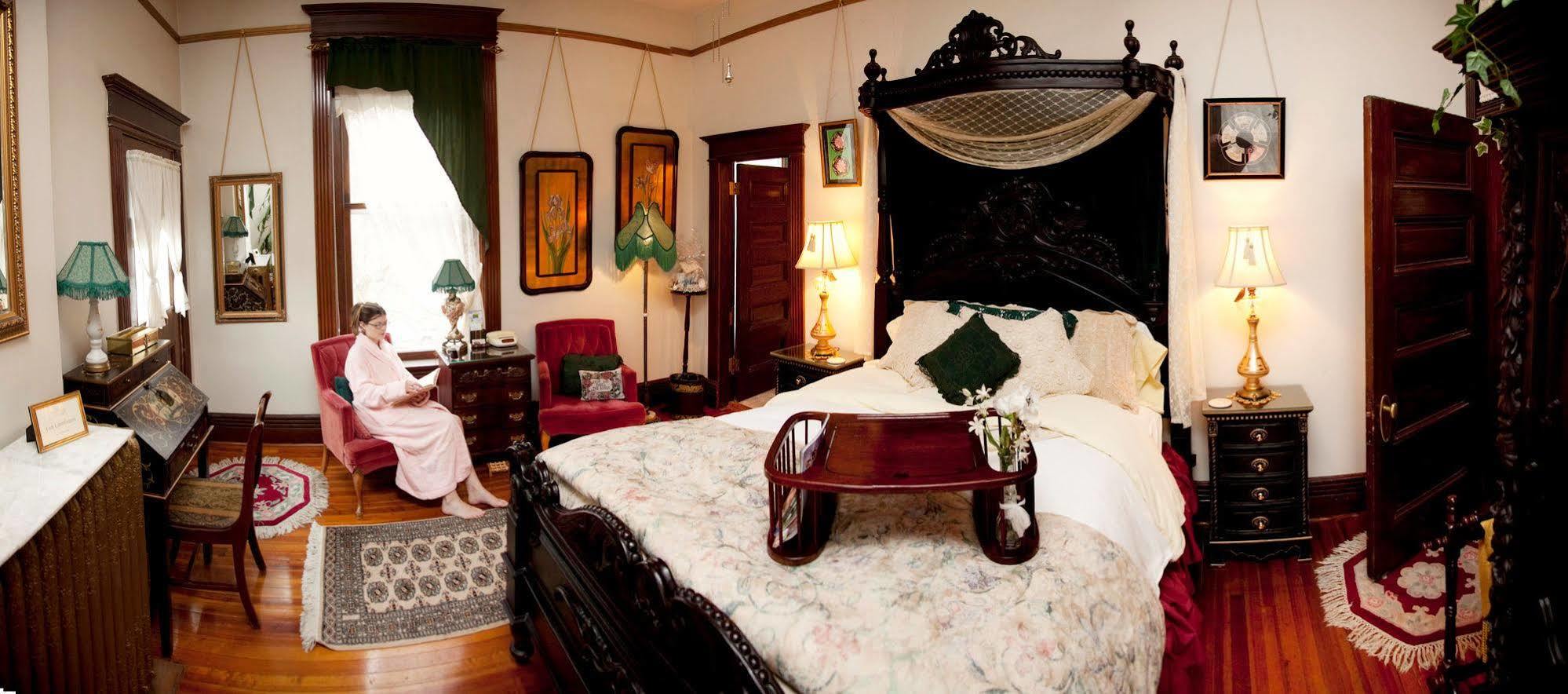Beall Mansion An Elegant Bed & Breakfast Inn Элтон Экстерьер фото